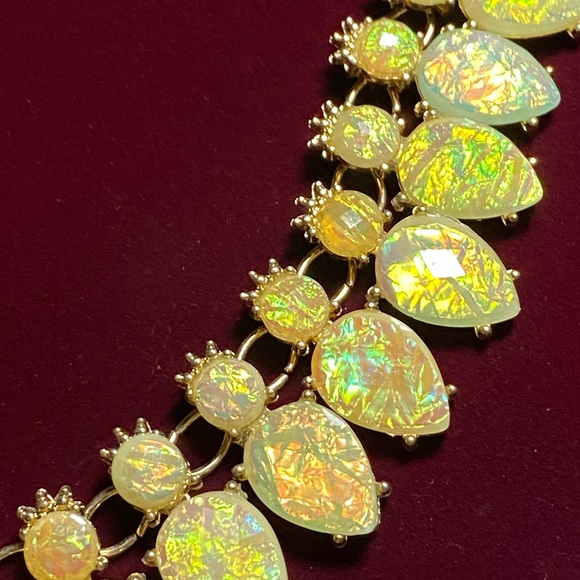 Opal like Necklace 😊💛 - Picture 6 of 7
